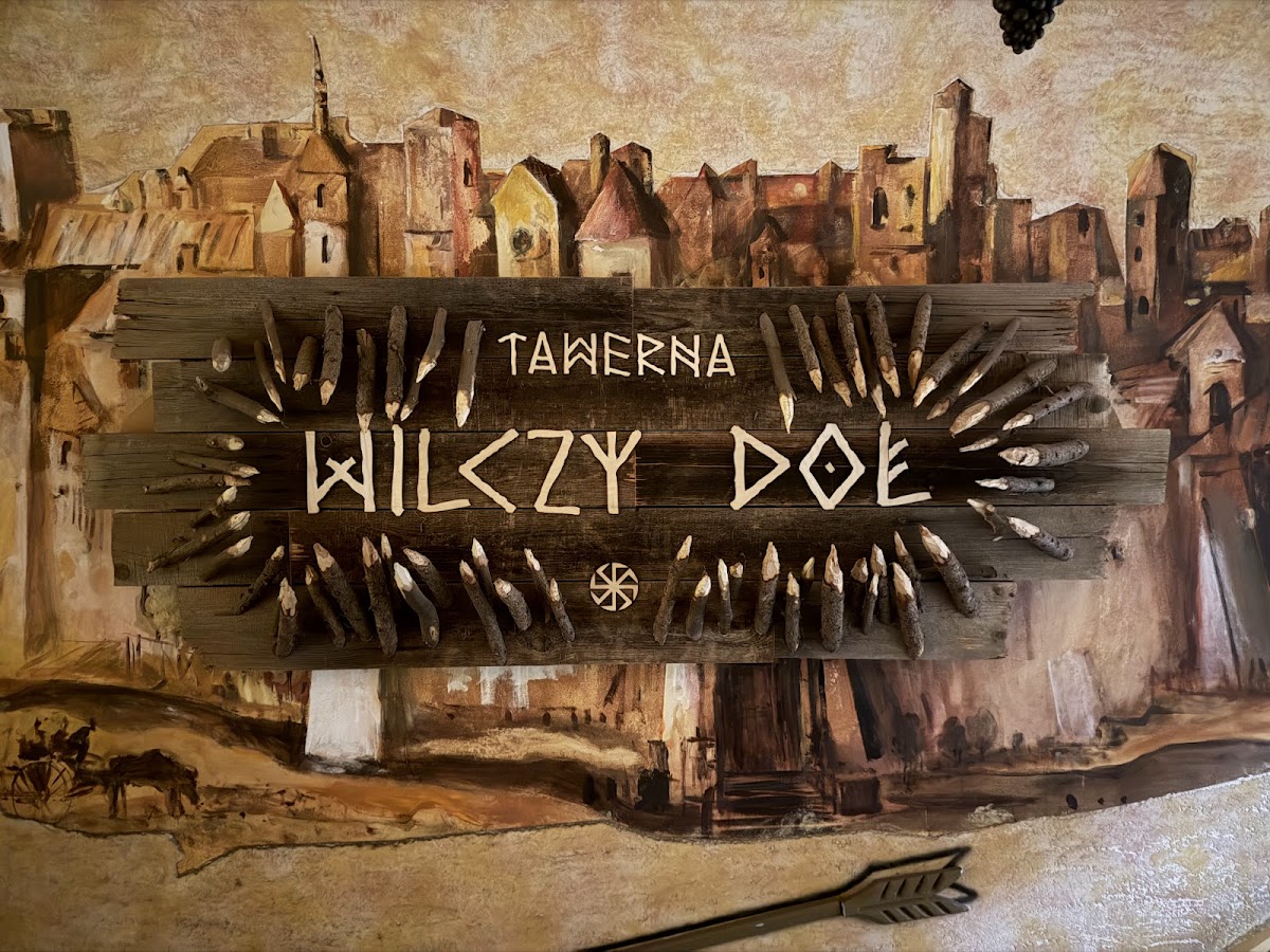 Tawerna Wilczy Dół — Restaurant